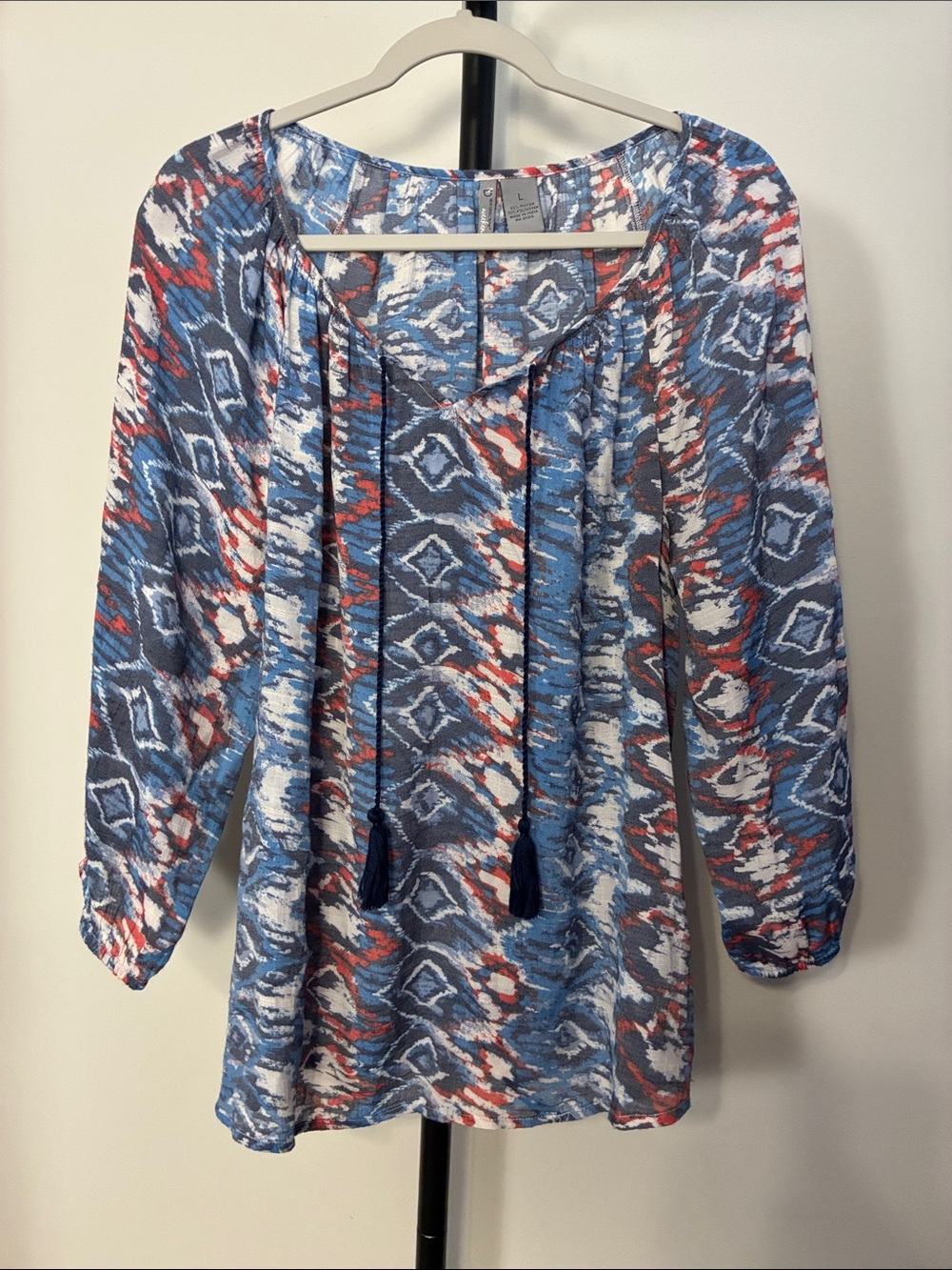 new directions Blue Red White Abstract Pattern Peasant Top Tassels Boho Large